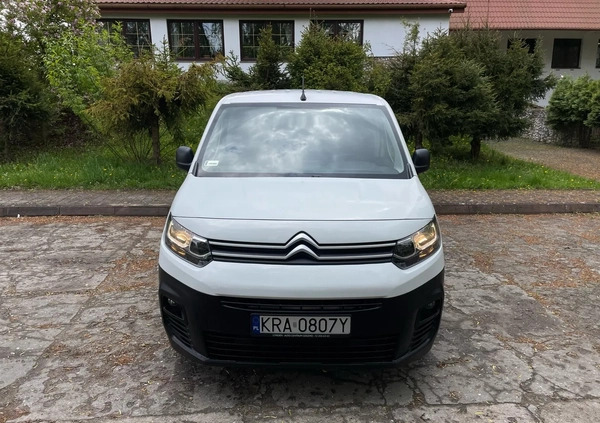 Citroen Berlingo cena 44900 przebieg: 144000, rok produkcji 2019 z Koźmin Wielkopolski małe 121